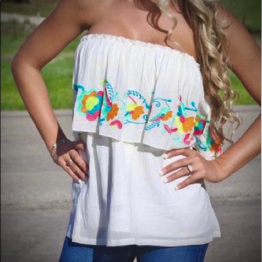 Missy Robertson Embroidered Strapless Top - Super Cute!